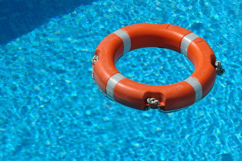 Säkerhet runt pool